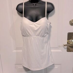 🔴 CLEARANCE🔖 RHONDA SHEAR WHITE MOLDED PAD WIRELESS BRA CAMI TANK TOP Women’s 1X